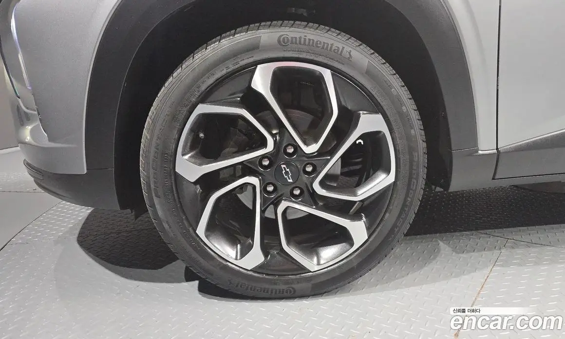 Chevrolet Trax 2023 1.2 автомат (гидро), фото 5