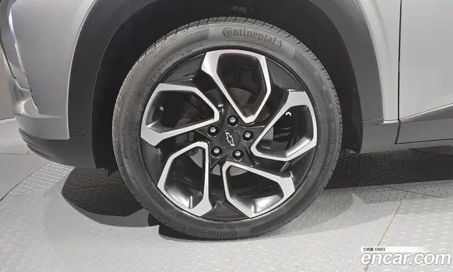Chevrolet Trax 2023 1.2 автомат (гидро), миниатюра 5