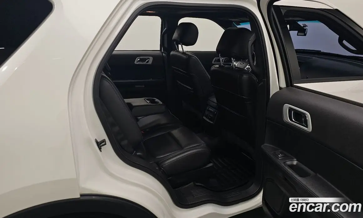 Ford Explorer 2014 3.5 автомат (гидро), фото 18 Ford Explorer 2014 3.5 автомат (гидро), фото 18