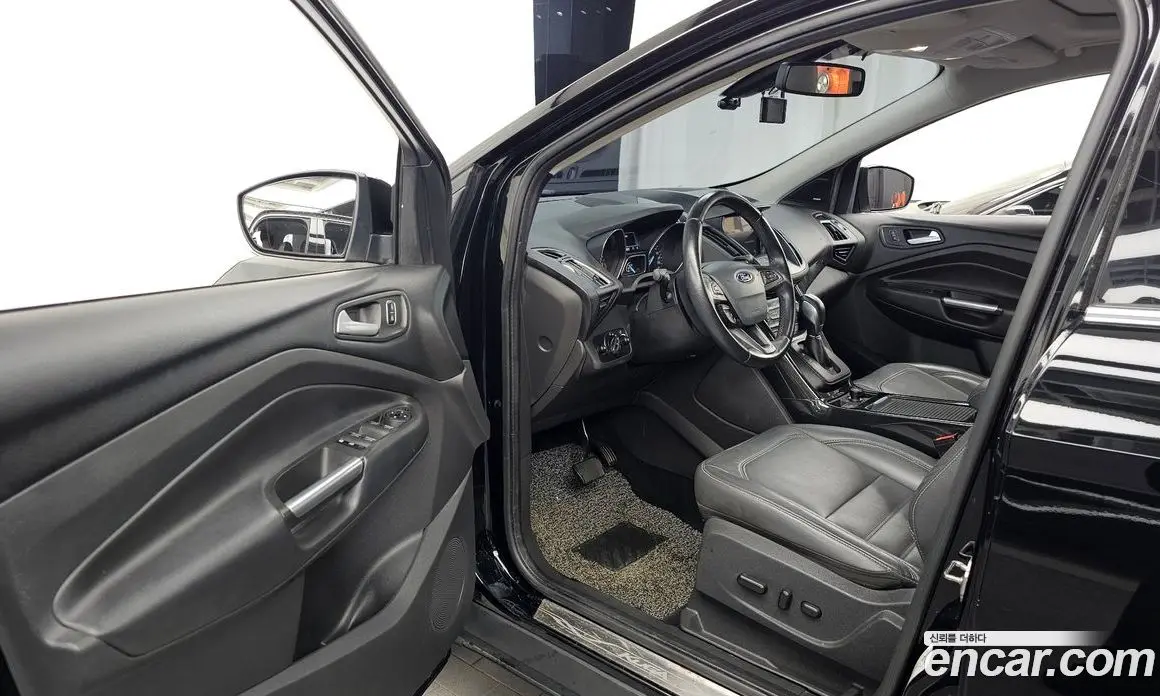 Ford Kuga 2017 2.0 автомат (гидро), фото 13