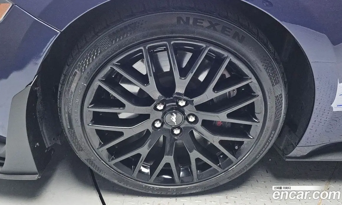 Ford Mustang 2019 5.0 автомат (гидро), фото 5