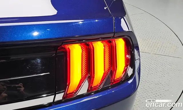 Ford Mustang 2019 5.0 автомат (гидро), миниатюра 9