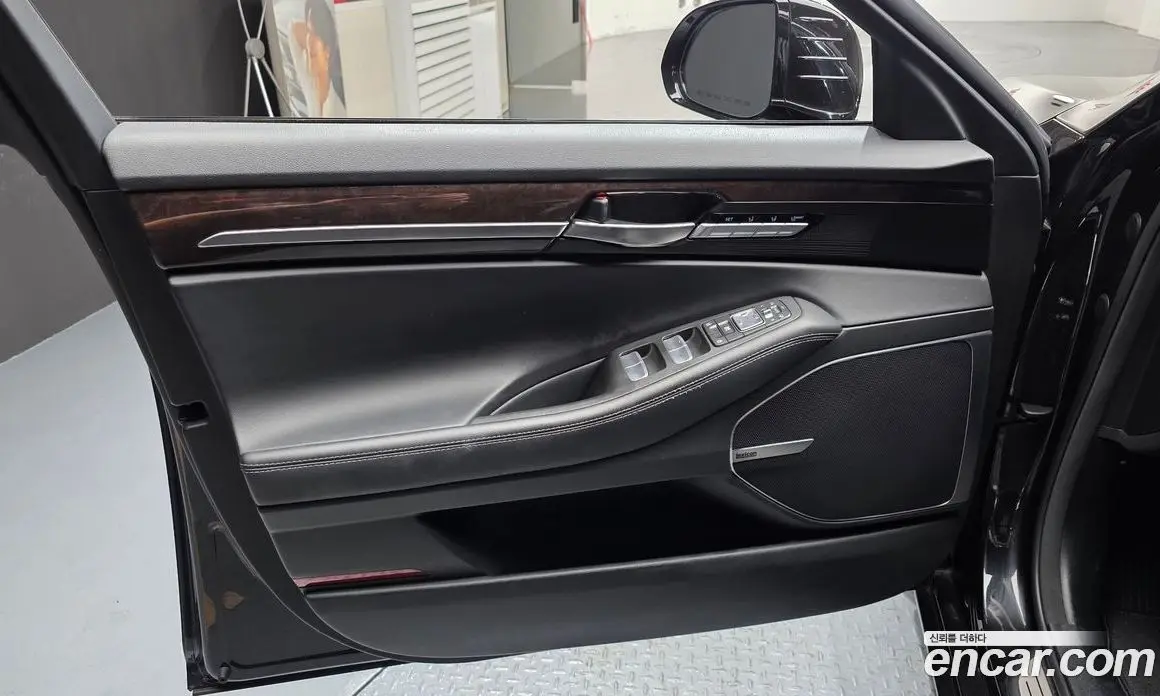 Genesis EQ900 2017 3.8 автомат (гидро), фото 14 Genesis EQ900 2017 3.8 автомат (гидро), фото 14
