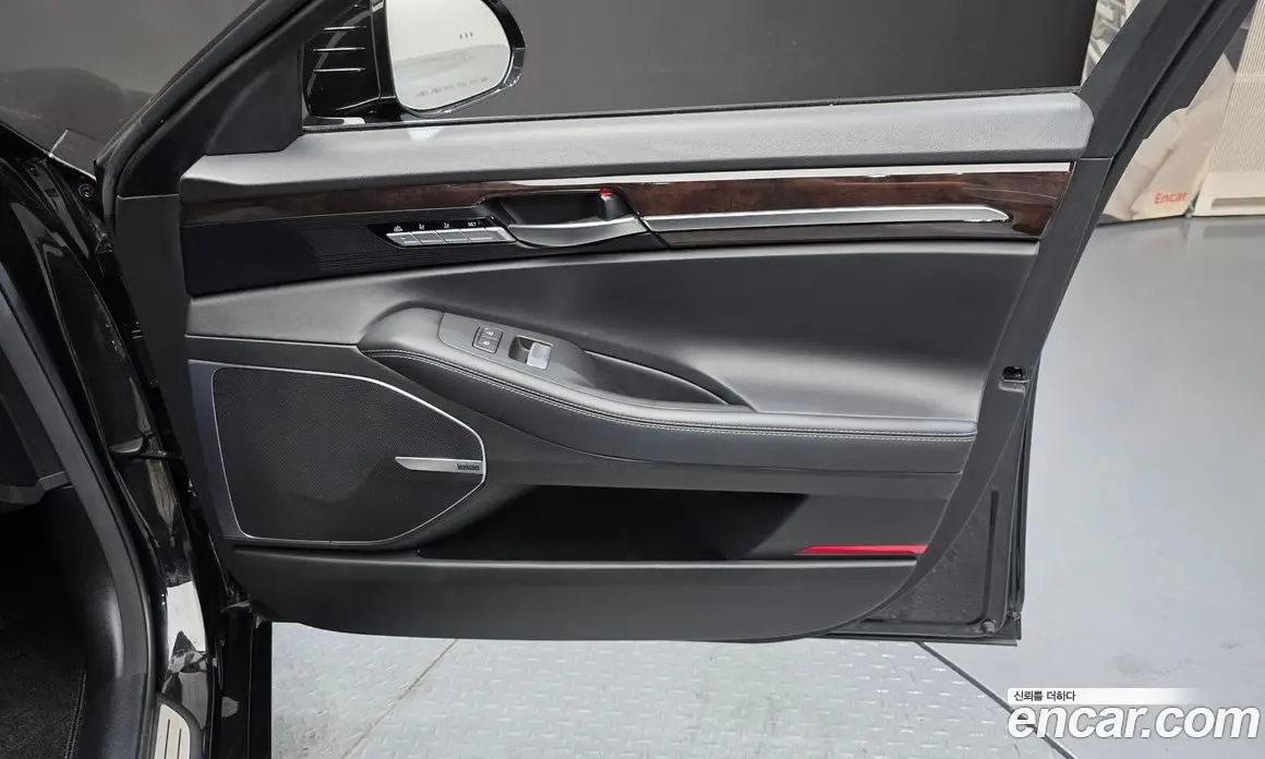 Genesis EQ900 2017 3.8 автомат (гидро), фото 15 Genesis EQ900 2017 3.8 автомат (гидро), фото 15