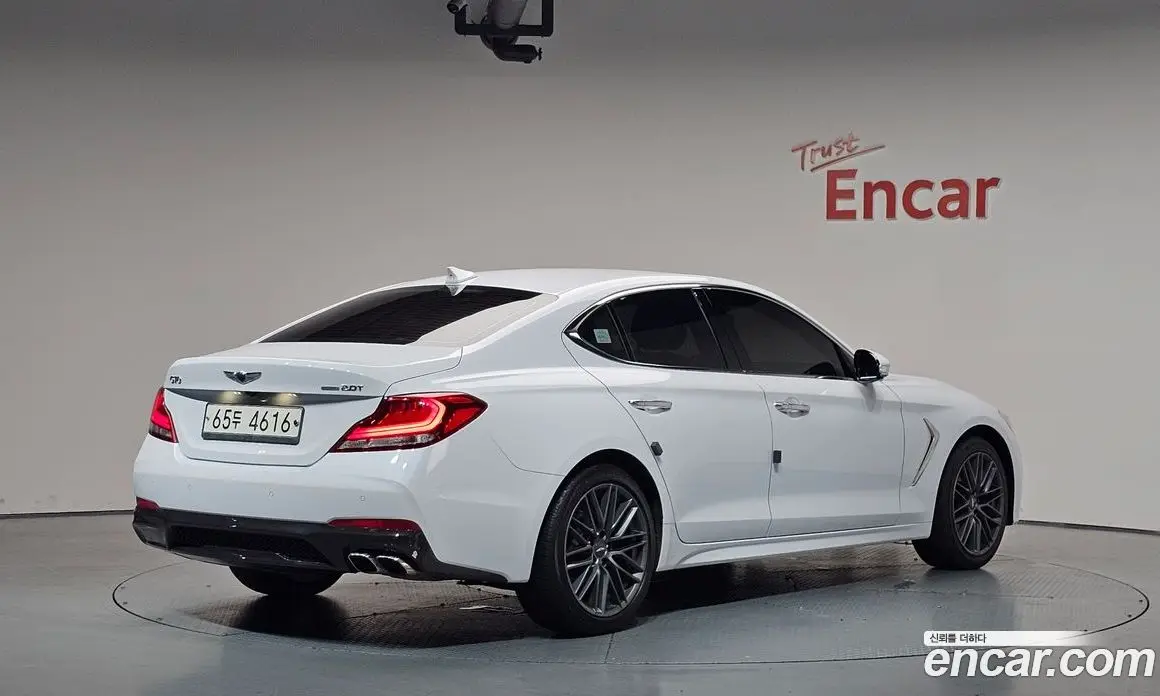 Genesis G70 2017 2.0 автомат (гидро), фото 1 Genesis G70 2017 2.0 автомат (гидро), фото 1