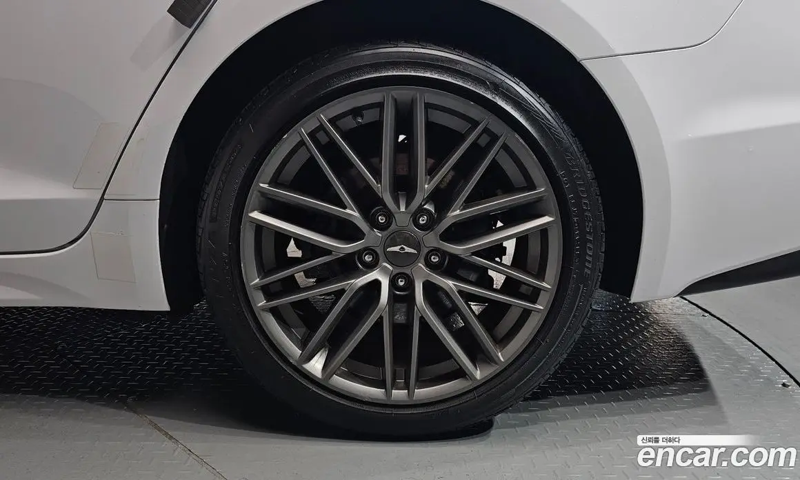 Genesis G70 2017 2.0 автомат (гидро), фото 6 Genesis G70 2017 2.0 автомат (гидро), фото 6