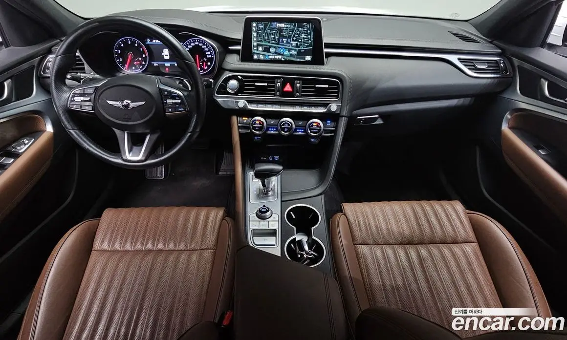 Genesis G70 2017 2.0 автомат (гидро), фото 9 Genesis G70 2017 2.0 автомат (гидро), фото 9
