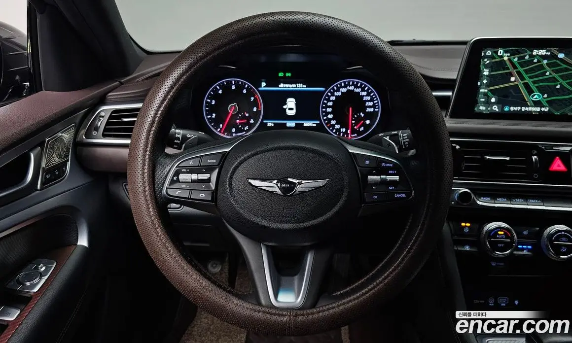 Genesis G70 2019 2.0 автомат (гидро), фото 17 Genesis G70 2019 2.0 автомат (гидро), фото 17