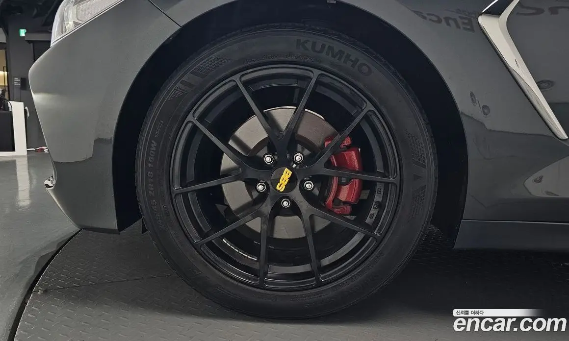 Genesis G70 2019 2.0 автомат (гидро), фото 4 Genesis G70 2019 2.0 автомат (гидро), фото 4