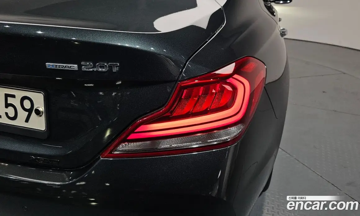 Genesis G70 2019 2.0 автомат (гидро), фото 8 Genesis G70 2019 2.0 автомат (гидро), фото 8