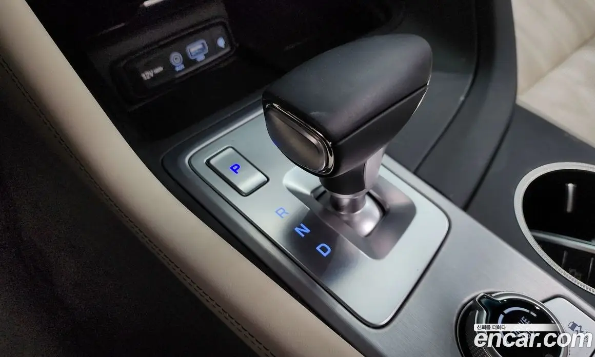 Genesis G70 2020 2.0 автомат (гидро), фото 12 Genesis G70 2020 2.0 автомат (гидро), фото 12