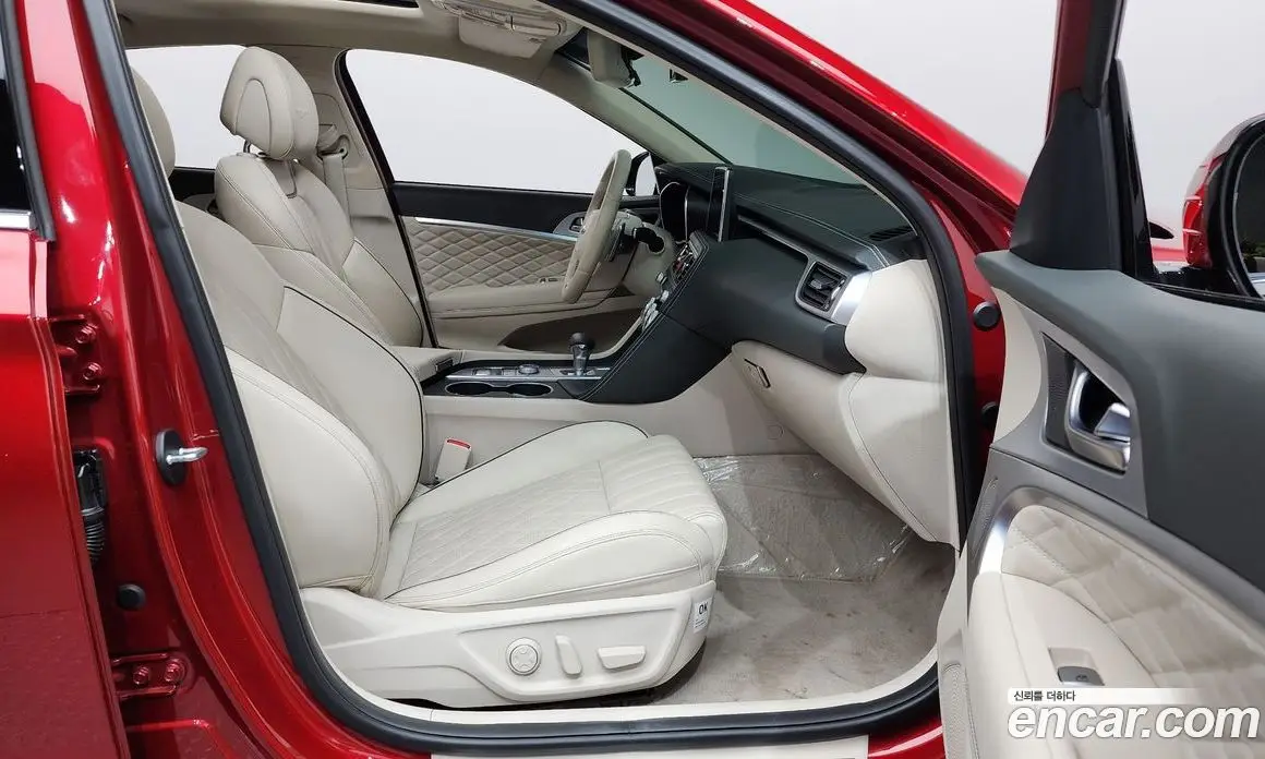 Genesis G70 2020 2.0 автомат (гидро), фото 16 Genesis G70 2020 2.0 автомат (гидро), фото 16