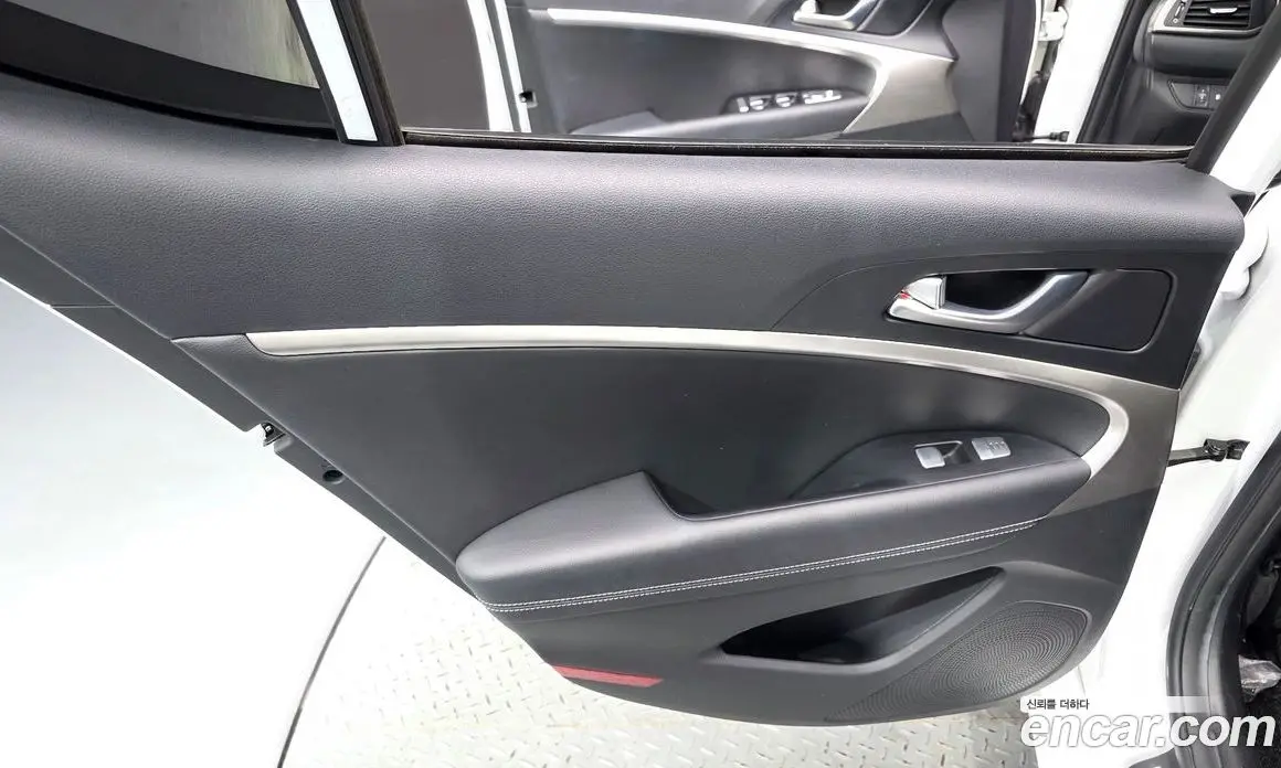 Genesis G70 2021 2.0 автомат (гидро), фото 15 Genesis G70 2021 2.0 автомат (гидро), фото 15