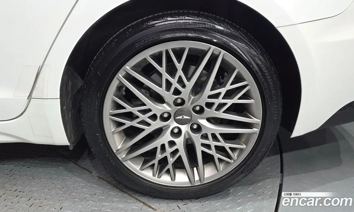 Genesis G70 2021 2.0 автомат (гидро), фото 7 Genesis G70 2021 2.0 автомат (гидро), фото 7