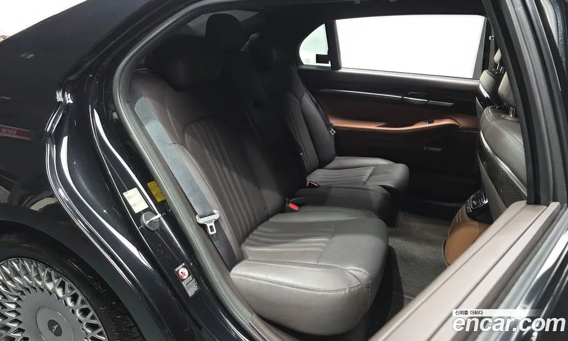 Genesis G90 2020 3.8 автомат (гидро), фото 16 Genesis G90 2020 3.8 автомат (гидро), фото 16