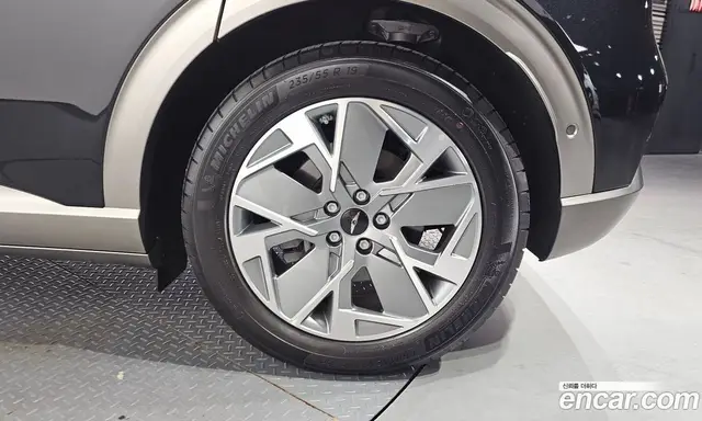 Genesis GV60 2024 0.1 автомат (гидро), миниатюра 7 Genesis GV60 2024 0.1 автомат (гидро), миниатюра 7
