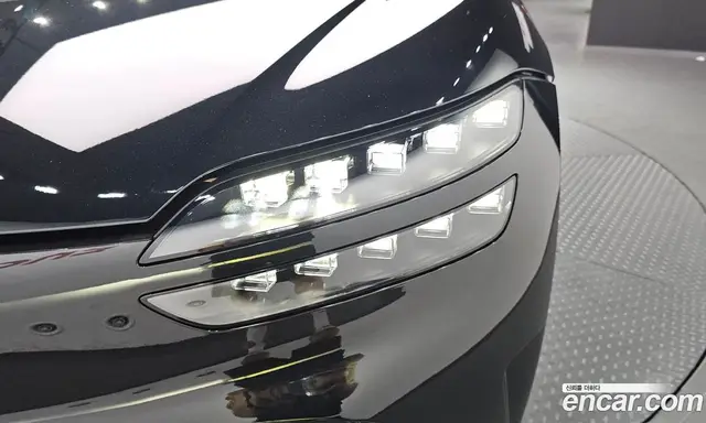 Genesis GV60 2024 0.1 автомат (гидро), миниатюра 8 Genesis GV60 2024 0.1 автомат (гидро), миниатюра 8