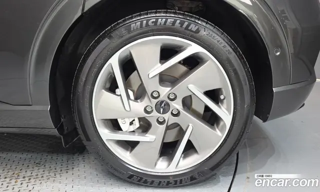 Genesis GV60 2025 0.1 автомат (гидро), миниатюра 7 Genesis GV60 2025 0.1 автомат (гидро), миниатюра 7