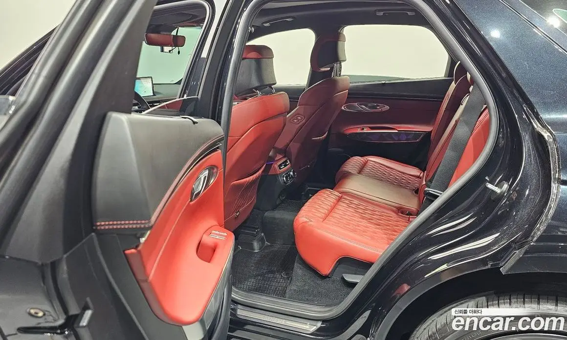 Genesis GV70 2021 3.5 автомат (гидро), фото 18