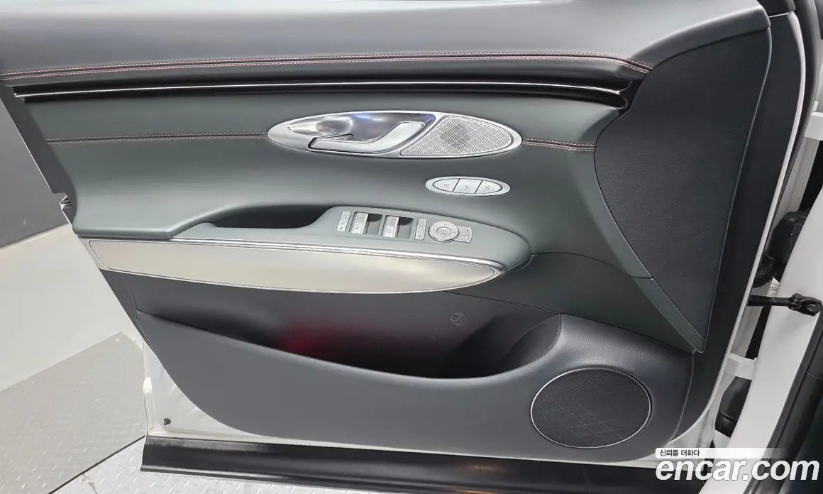 Genesis GV70 2021 2.5 автомат (гидро), фото 14