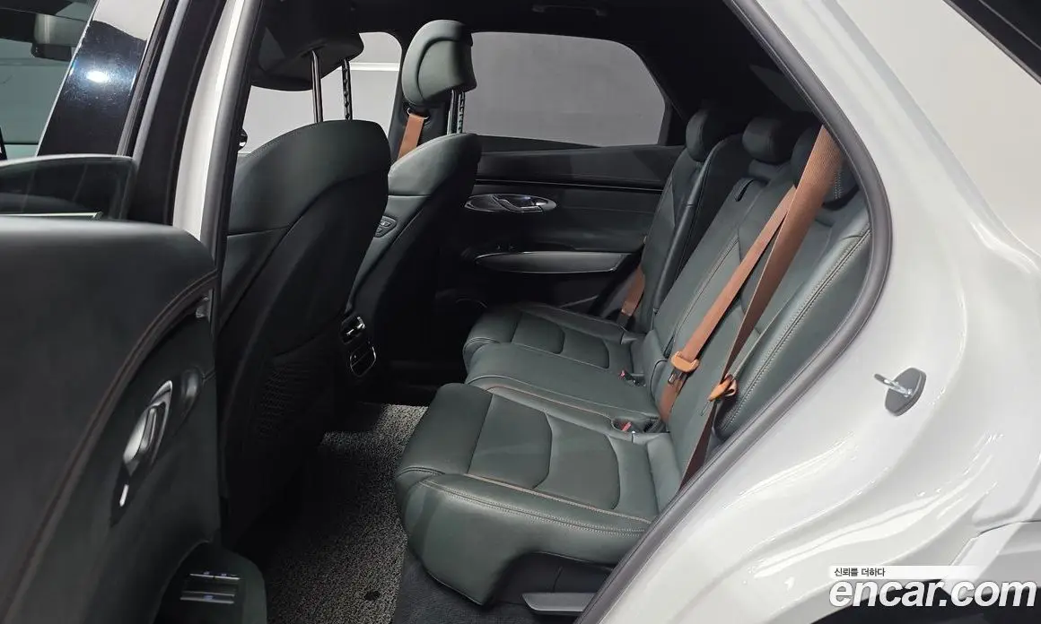 Genesis GV70 2021 2.5 автомат (гидро), фото 18