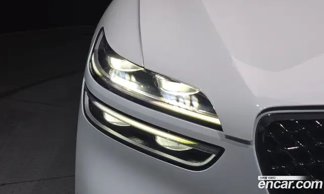 Genesis GV70 2021 2.5 автомат (гидро), миниатюра 8