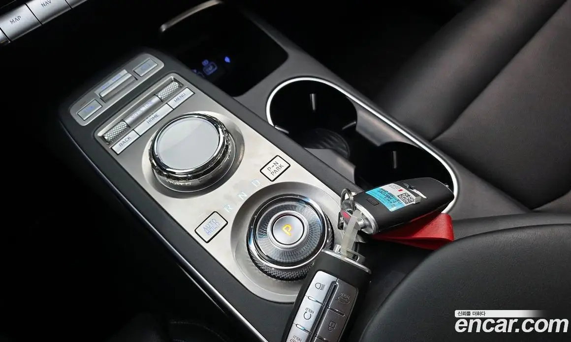 Genesis GV70 2022 2.5 автомат (гидро), фото 12