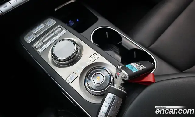 Genesis GV70 2022 2.5 автомат (гидро), миниатюра 12