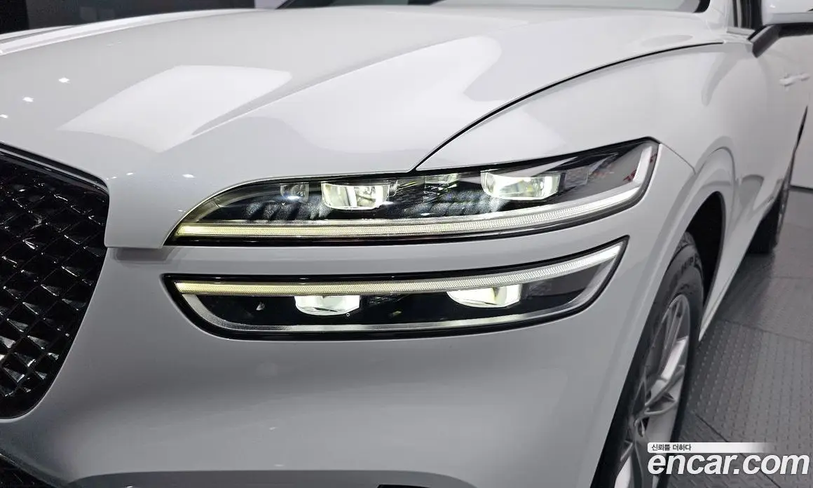 Genesis GV70 2022 2.5 автомат (гидро), фото 8