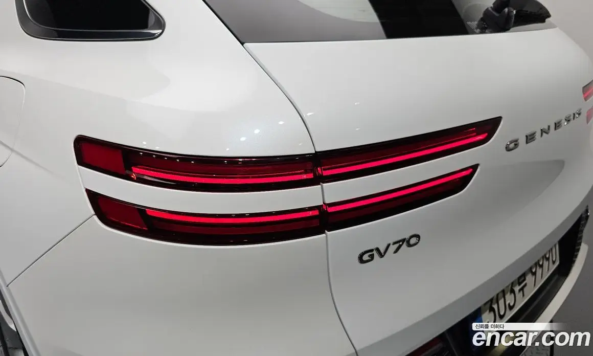Genesis GV70 2022 2.5 автомат (гидро), фото 9
