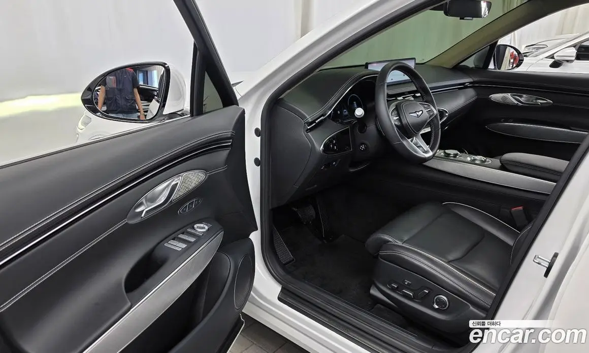 Genesis GV70 2022 0.1 автомат (гидро), фото 13 Genesis GV70 2022 0.1 автомат (гидро), фото 13
