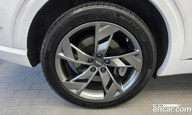 Genesis GV70 2022 0.1 автомат (гидро), миниатюра 5 Genesis GV70 2022 0.1 автомат (гидро), миниатюра 5