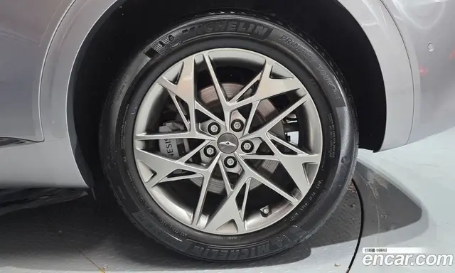 Genesis GV70 2023 2.5 автомат (гидро), миниатюра 7