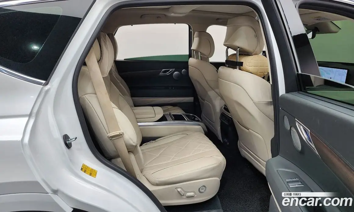 Genesis GV80 2024 2.5 автомат (гидро), фото 17 Genesis GV80 2024 2.5 автомат (гидро), фото 17