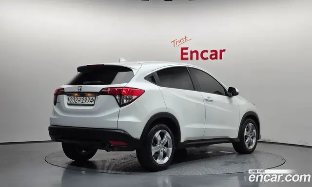 Honda HR-V 2019 1.8 автомат (гидро), миниатюра 2