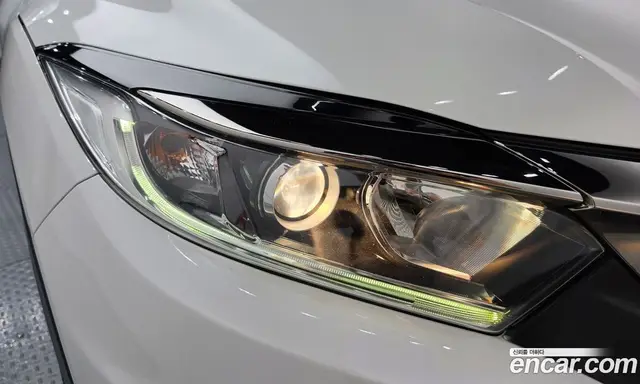 Honda HR-V 2019 1.8 автомат (гидро), миниатюра 8