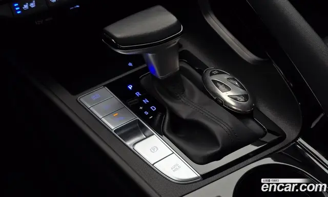 Hyundai Avante 2023 1.6 автомат (гидро), миниатюра 12