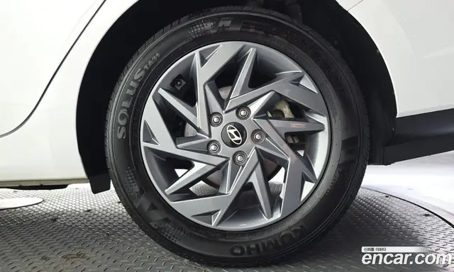 Hyundai Avante 2023 1.6 автомат (гидро), миниатюра 7 Hyundai Avante 2023 1.6 автомат (гидро), миниатюра 7