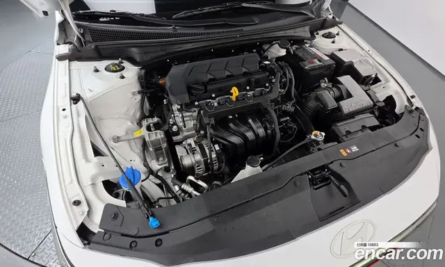 Hyundai Avante 2025 1.6 автомат (гидро), миниатюра 6