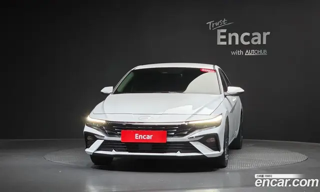 Hyundai Avante 2025 1.6 автомат (гидро), миниатюра 2