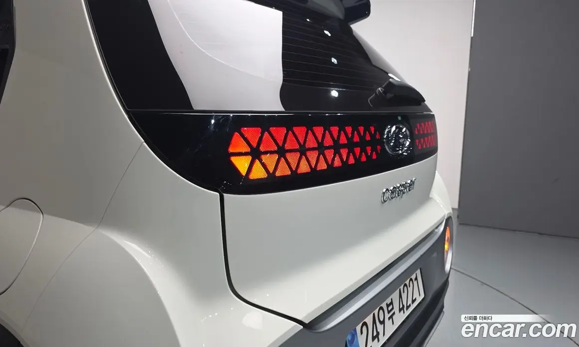 Hyundai Casper 2022 1.0 автомат (гидро), фото 8