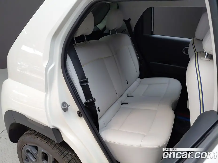 Hyundai Casper 2023 1.0 автомат (гидро), фото 18