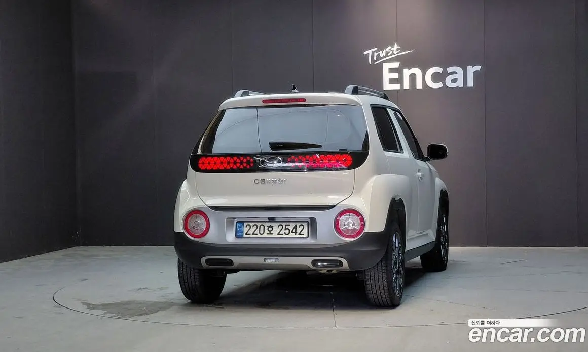 Hyundai Casper 2023 1.0 автомат (гидро), фото 4