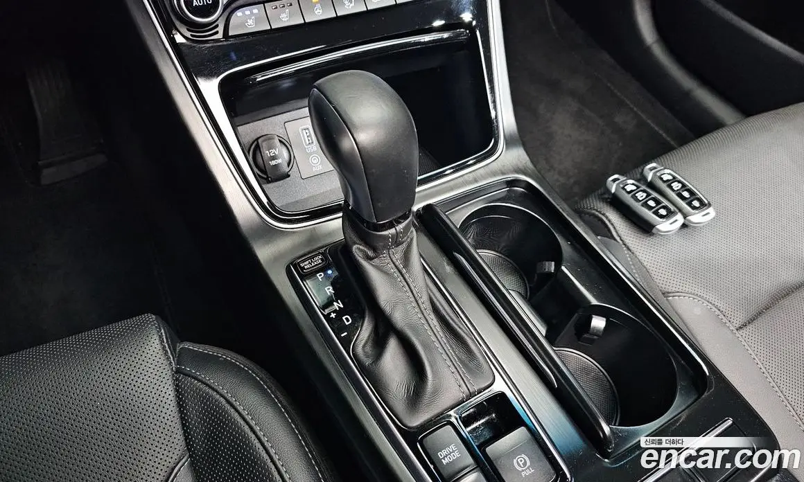 Hyundai Grandeur 2018 2.4 автомат (гидро), фото 11 Hyundai Grandeur 2018 2.4 автомат (гидро), фото 11