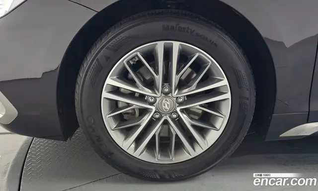 Hyundai Grandeur 2018 2.4 автомат (гидро), миниатюра 4 Hyundai Grandeur 2018 2.4 автомат (гидро), миниатюра 4