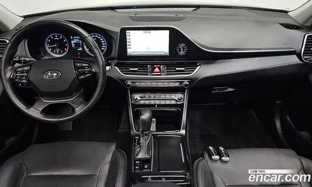 Hyundai Grandeur 2018 2.4 автомат (гидро), миниатюра 9 Hyundai Grandeur 2018 2.4 автомат (гидро), миниатюра 9