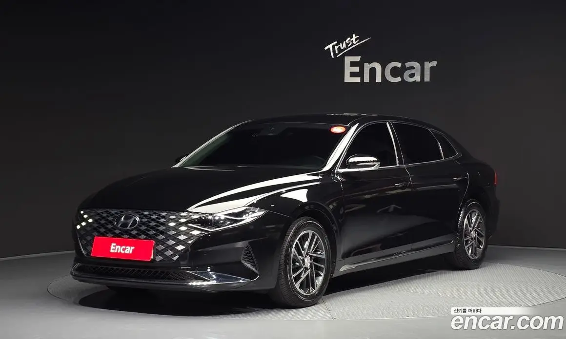 Hyundai Grandeur 2022 2.5 автомат (гидро), фото 1 Hyundai Grandeur 2022 2.5 автомат (гидро), фото 1