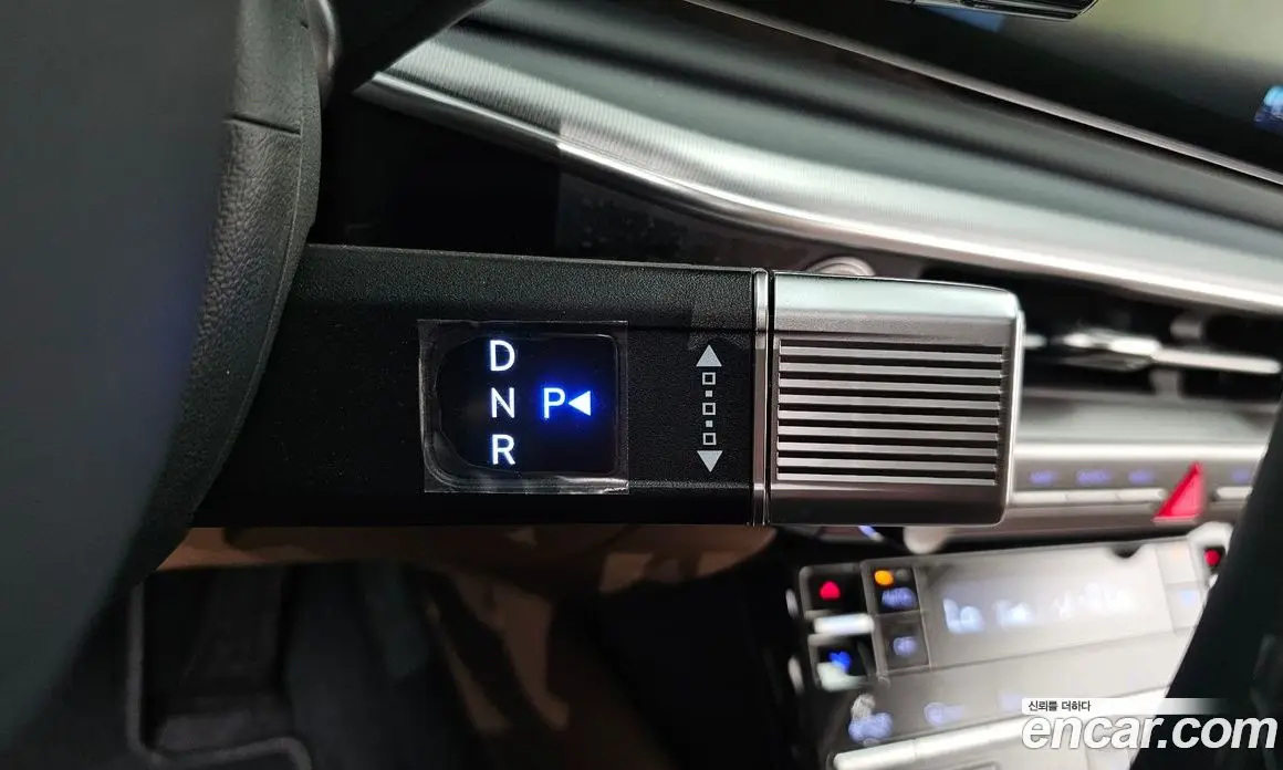Hyundai Grandeur 2025 1.6 автомат (гидро), фото 11