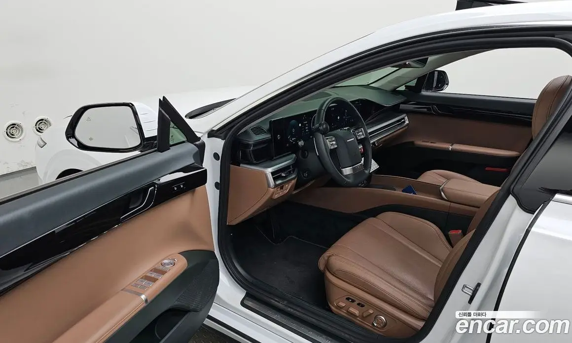 Hyundai Grandeur 2025 1.6 автомат (гидро), фото 12