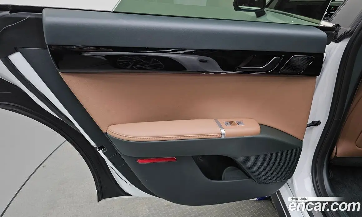 Hyundai Grandeur 2025 1.6 автомат (гидро), фото 14